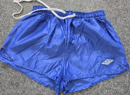 Sportshorts, Umbro, Blau, Grösse L, leichte Beschädigung