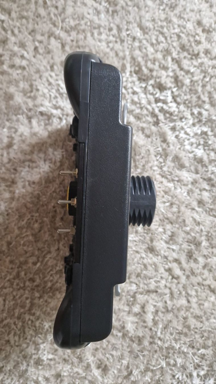 Controller: Thrustmaster f1 wheel Ferrari – Gebraucht aus montcherand von Zhamot 1