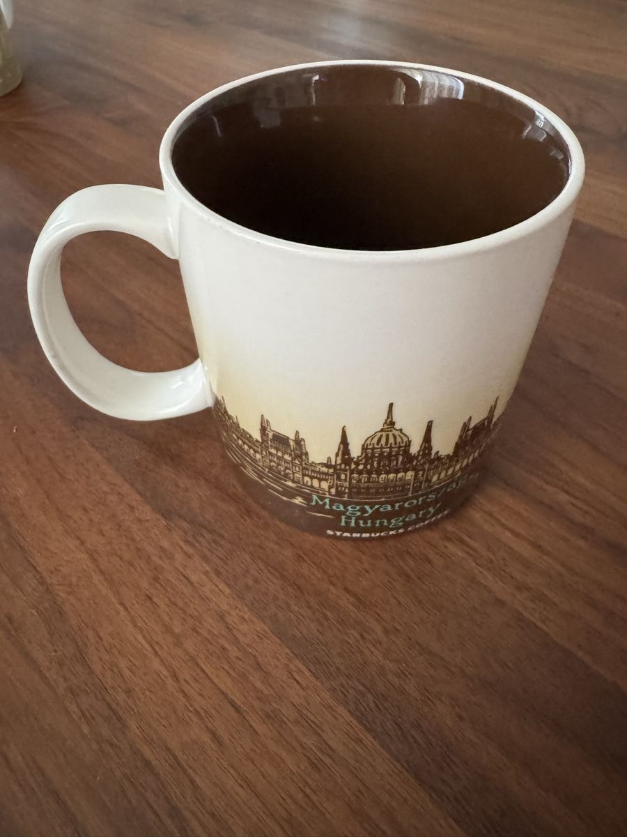 Starbucks Tazze: Starbucks Tasse Hungary  – Usato da Zürich venduto da yas_7vdk 2