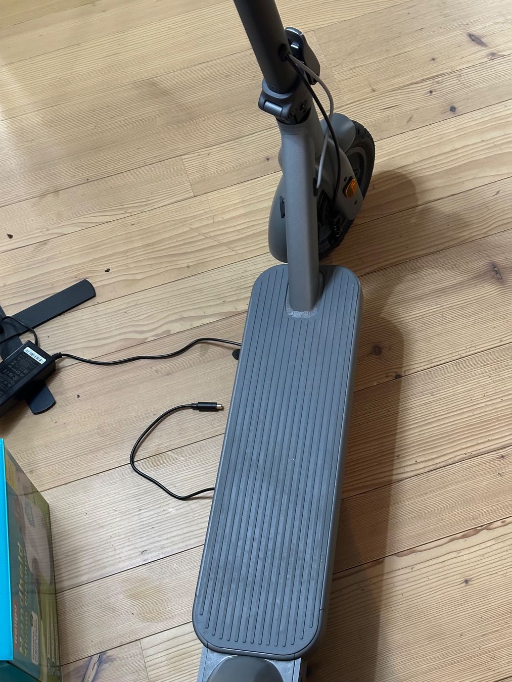 Kickboard: Landi E-Scooter + Accessories – Neu (gemäss Beschreibung) aus Oberägeri von aka_skz8 3