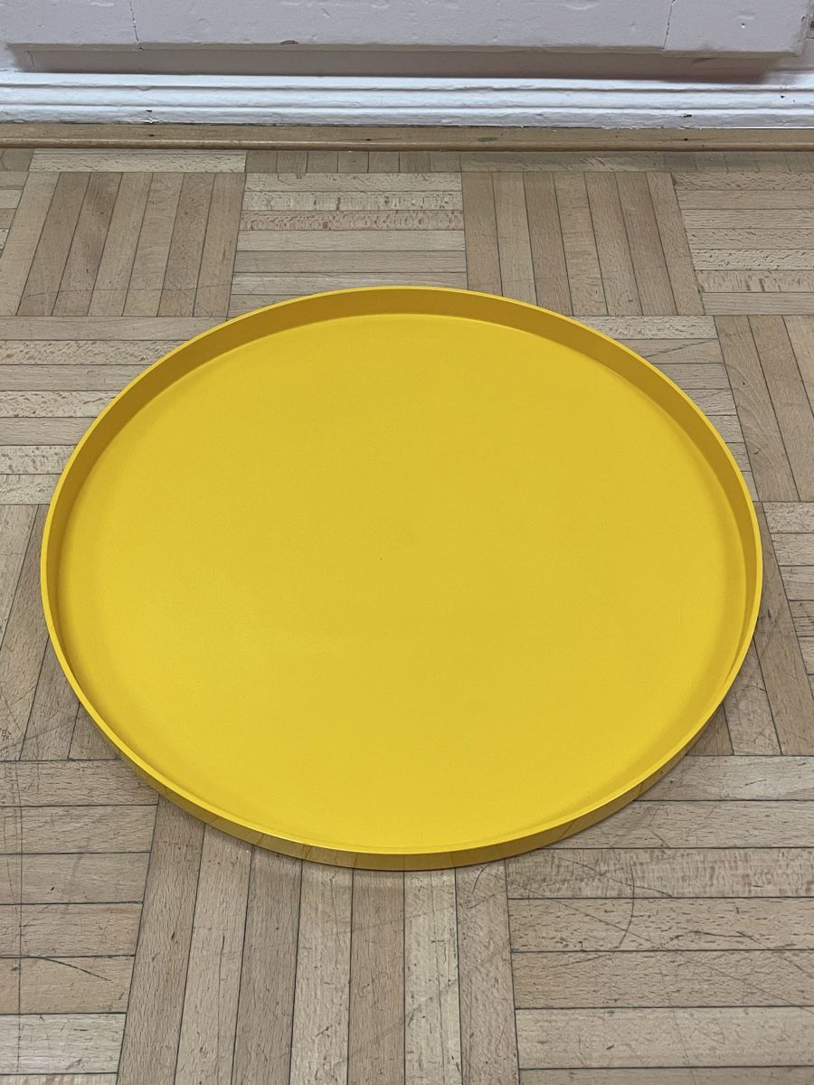Piatti di portata: Rundes 70s Design Tablett Crayonne Kunststoff Serviertablett – Usato da Zürich venduto da Vintagewiesel 2