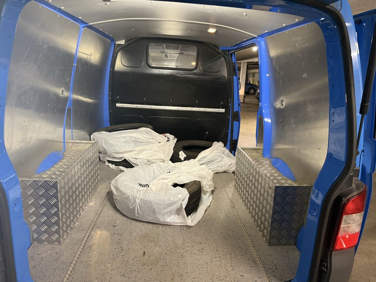 VW Veicoli commerciali: VW T5 2.0TDI – Usato da Menziken venduto da Kasti1989 7