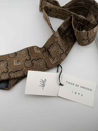 Tiger of Sweden Krawatte, Braun, Neu  ✅