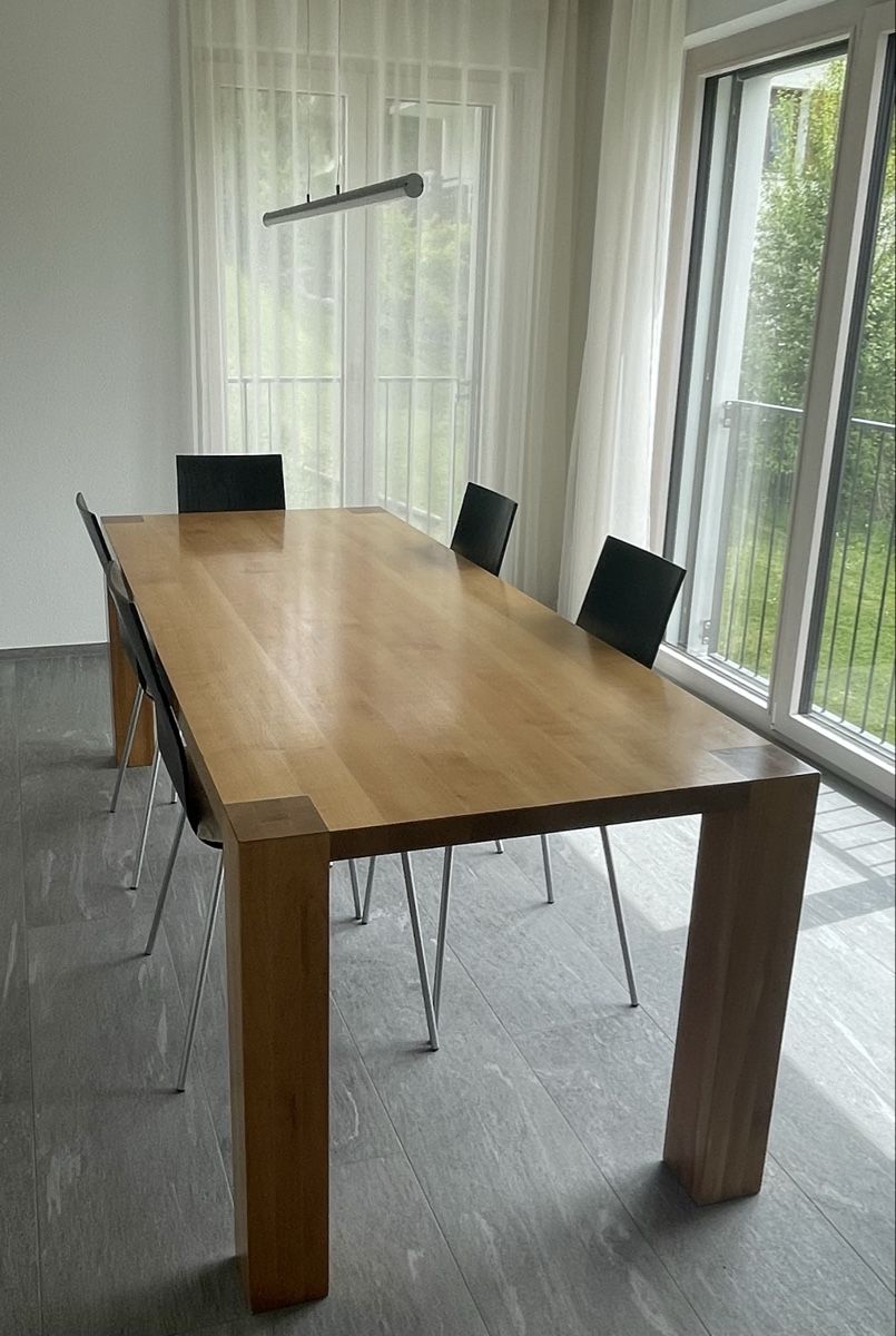 Tavoli: Esstisch Massivholz Kirsche – Usato da Laax GR venduto da tschuetta2014 1