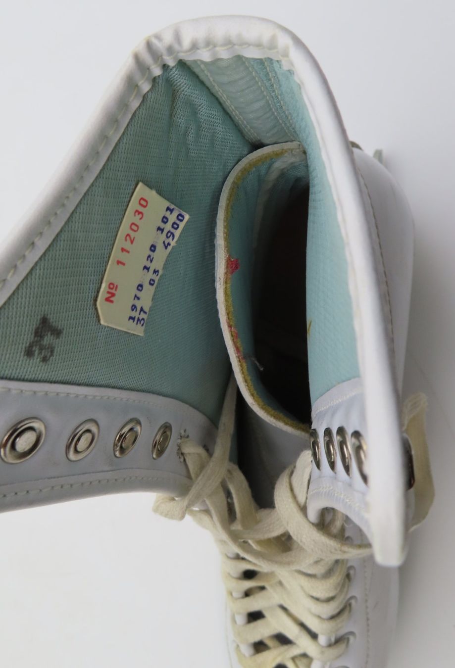 Pattini da ghiaccio: Eiskunstlauf-Schlittschuhe + Tasche – Usato da Reinach BL venduto da WBZ-Flohmarkt 5