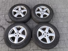 Winterreifen Continental 235/65 R17 (1 Reifen defekt)