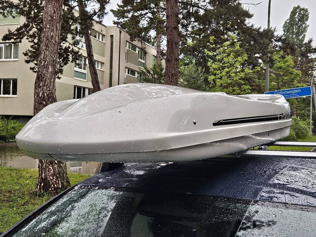 Box da tetto: Dachbox SurfLine – Usato da Basel venduto da Neudecks