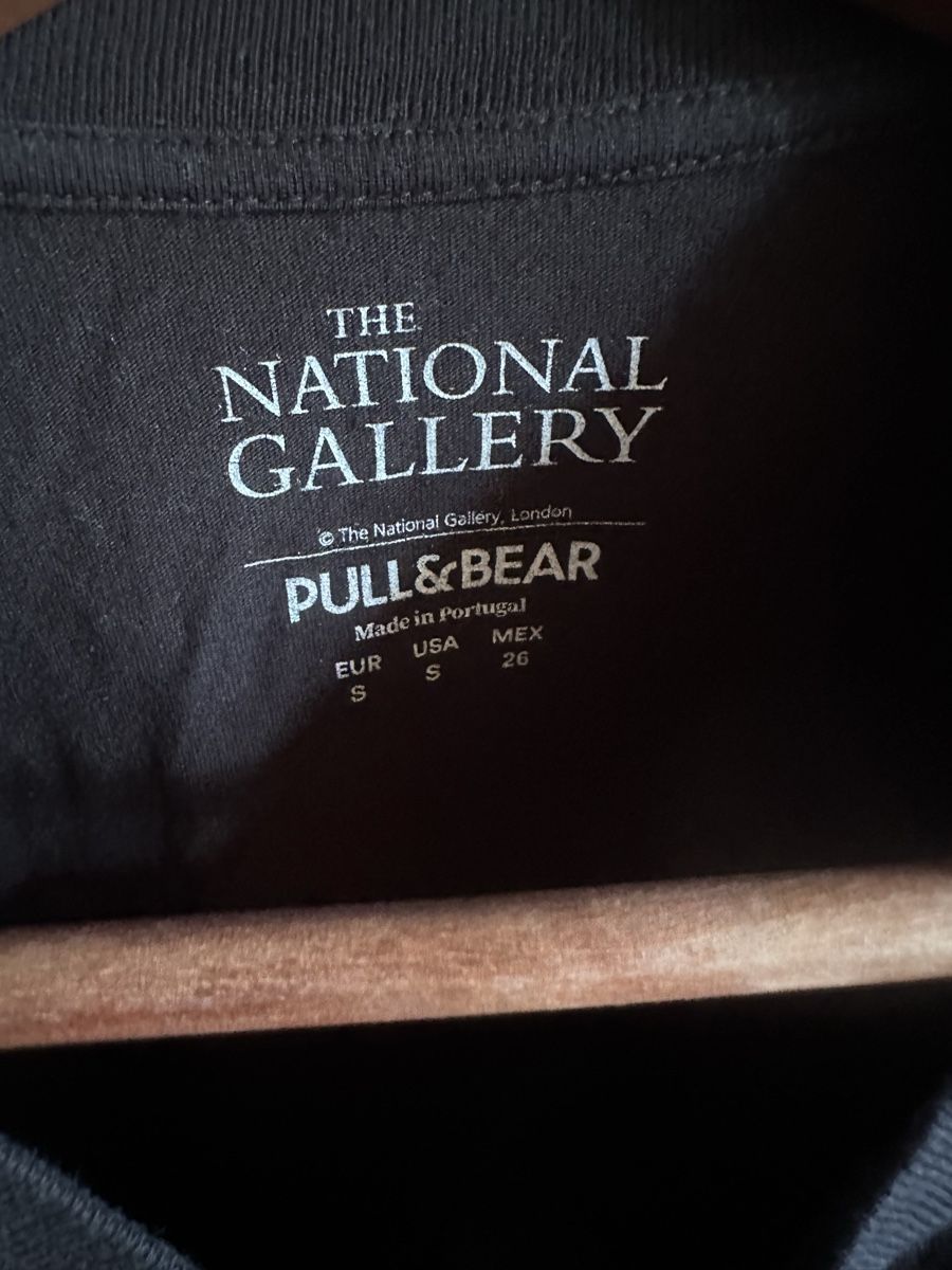 Pull&Bear T-shirt: Pull&Bear Gr. S, Schwarzes Baumwollshirt – Usato da Münsingen venduto da Secondhand89 2