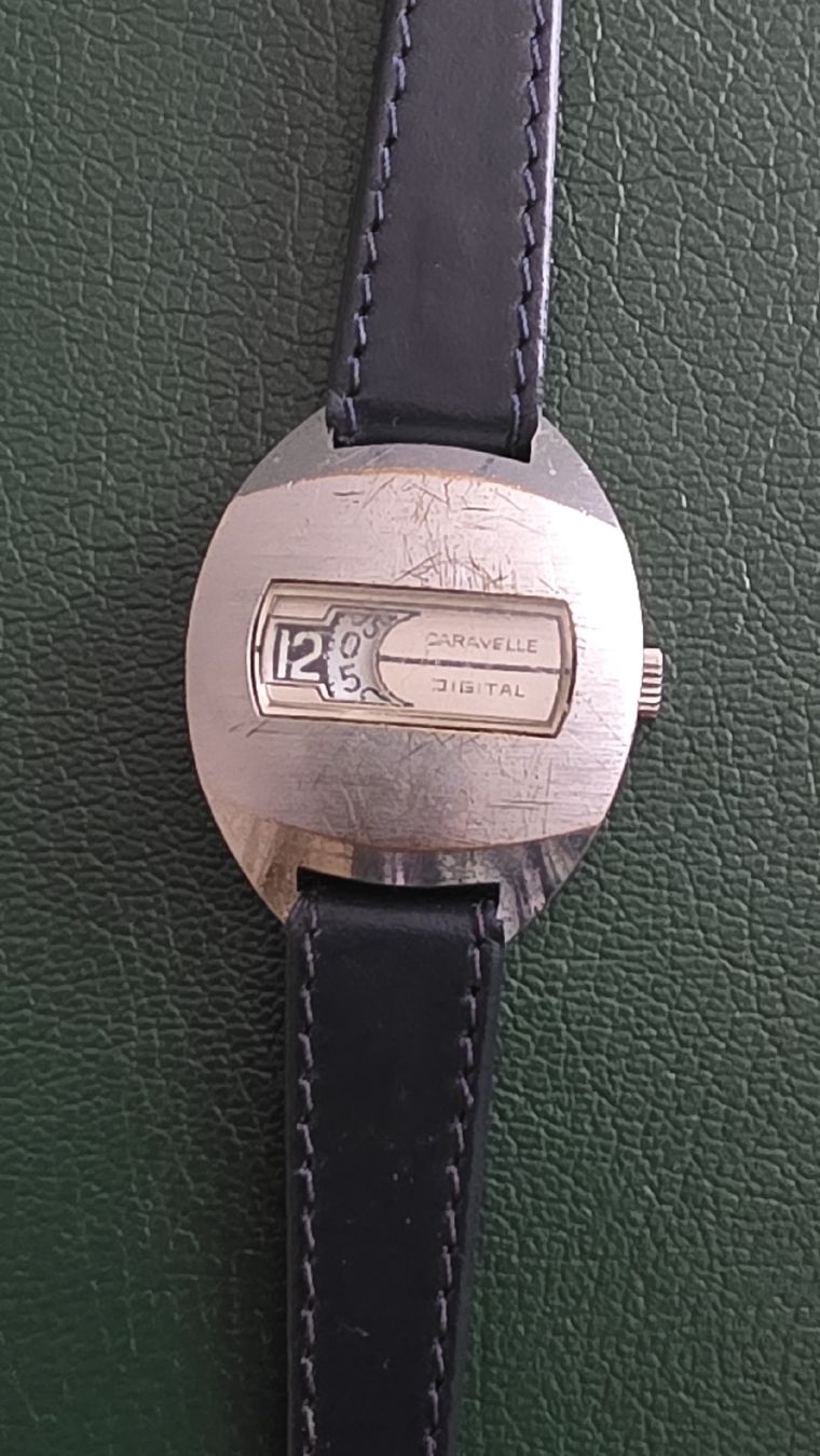 Swiss Orologi: Armbanduhr  – Usato da Bern venduto da Kocholo 7