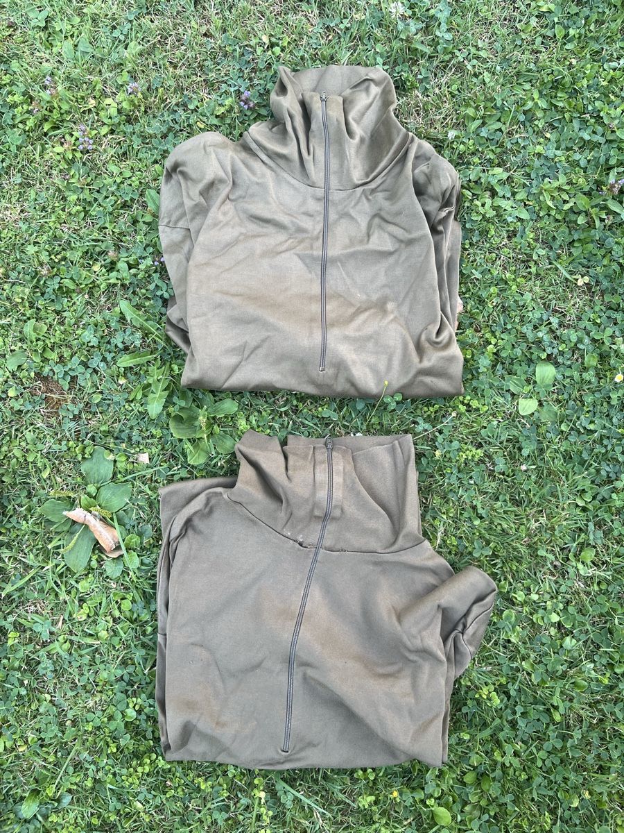 Schweizer Armee Maglioni & Felpe: Pull col montant zippé kaki taille L bon état – Usato da Genève venduto da Beyond-Time-Geneve