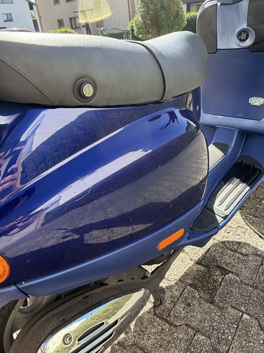 Vespa Scooter: Vespa ET4 50ccm – Usato da Zürich venduto da nik_sy96 7