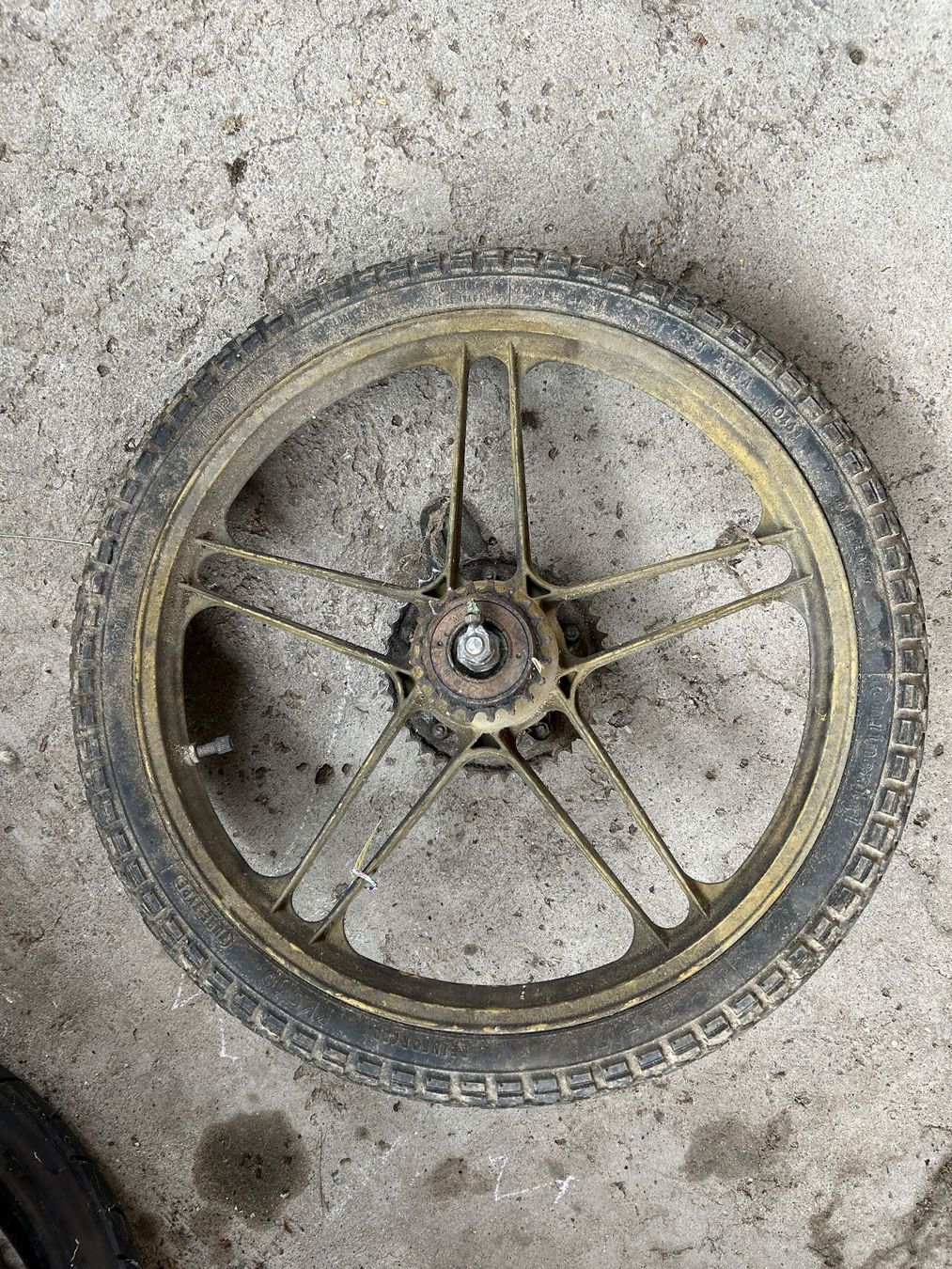 Puch Mofa-Ersatzteile: Mofa Gussfelgen Hinterrad 17 Zoll – Gebraucht aus Fahrni b. Thun von berger_tuning34 3