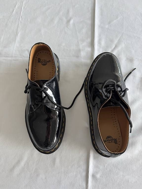 Scarpe da uomo: Dr. Martens 1461 Lackschuhe  Grösse 39 – Nuovo e nell'imballaggio originale da Schlieren venduto da gue_m9qk 2