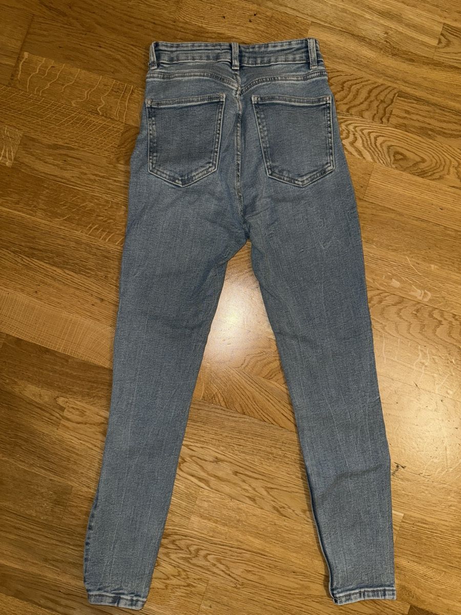 Zara Jeans: Jeans Zara – Gebraucht aus Zürich von sabrina.gonc 2