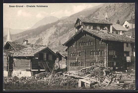 Cartoline postali: AK Saas-Grund, Chalets Valaisans – Usato da Berlin venduto da bartko-reher