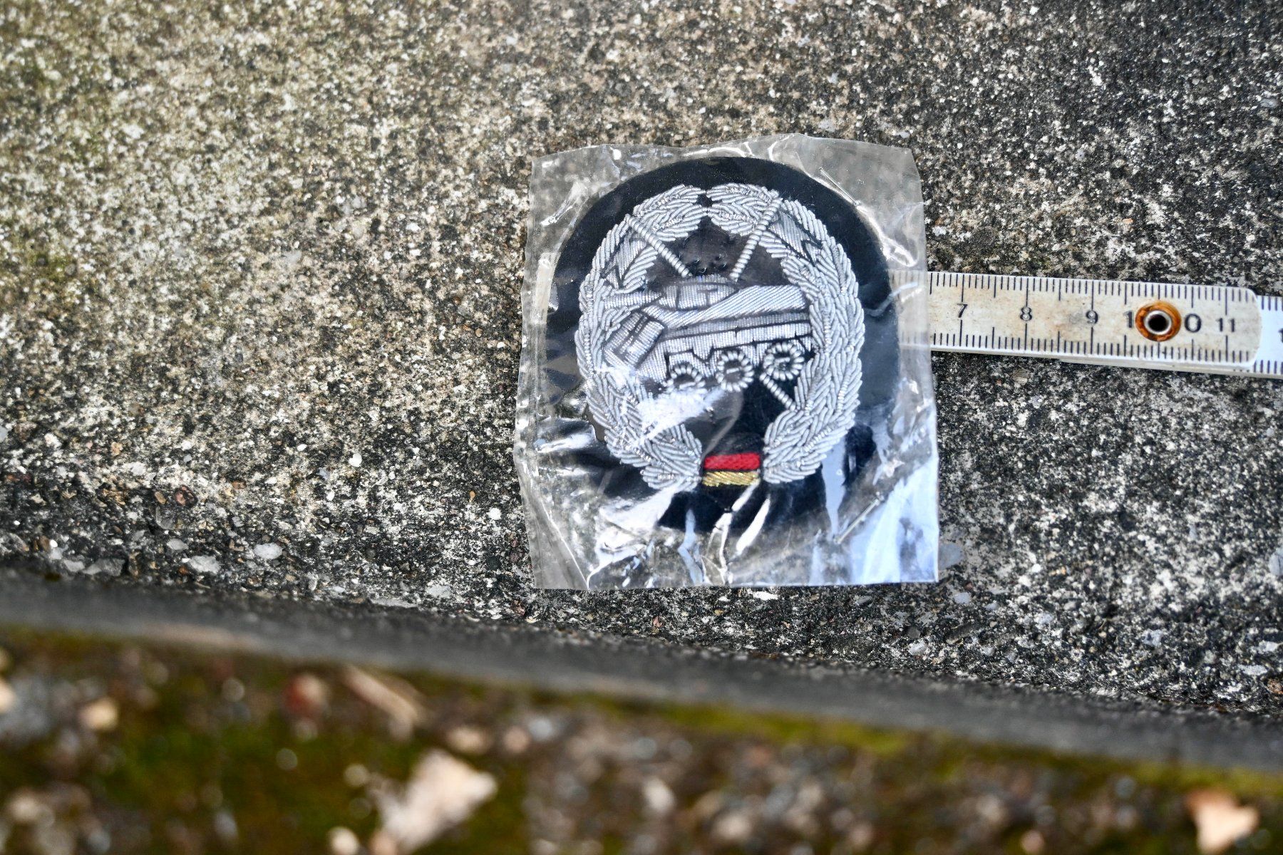 Uniformi: ORGINALVERPACKT Bundeswehr Barettabzeichen-Panzeraufklärung – Usato da Pfaffhausen venduto da mono_rec 2