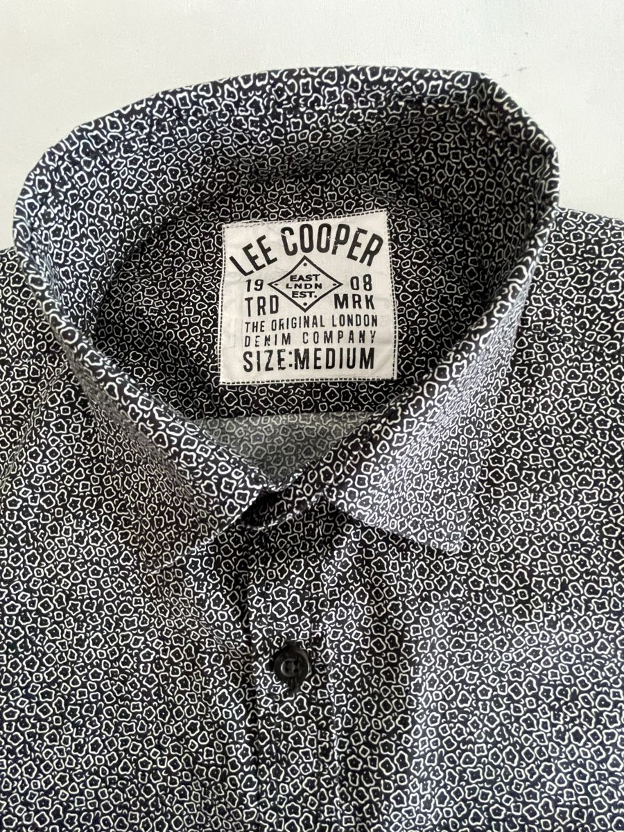 Lee Camicie: Lee Cooper Herrenhemd Gr. M schwarz gemustert – Usato da Goldswil venduto da _Dudy_ 3
