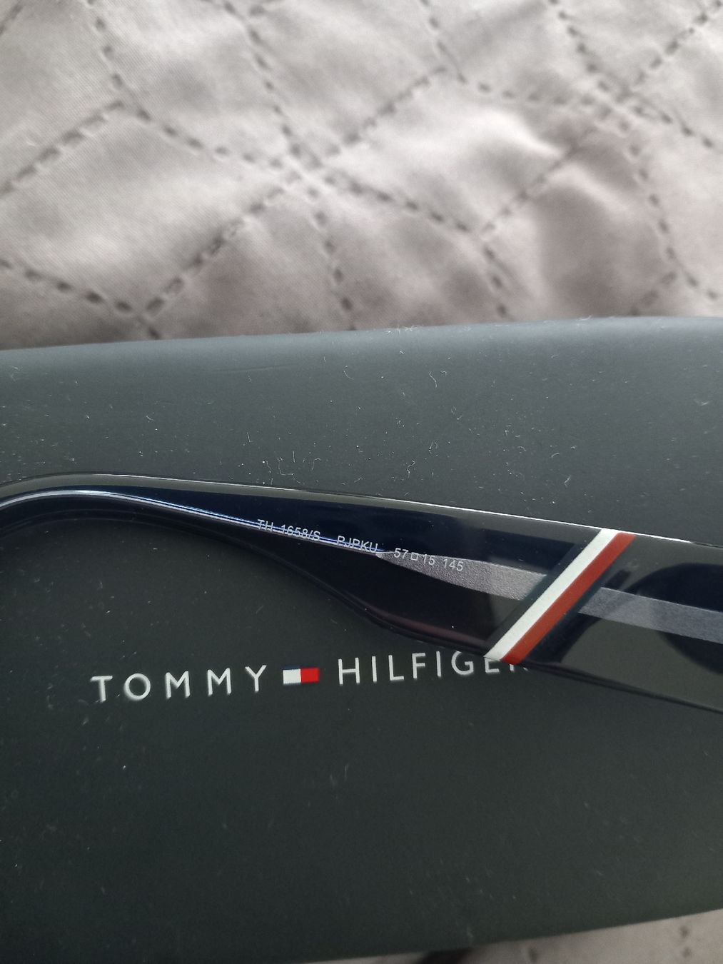 Tommy Hilfiger Occhiali & Lenti: sunnglase – Nuovo (secondo la descrizione) da Buchs AG venduto da tac_zz5h 2