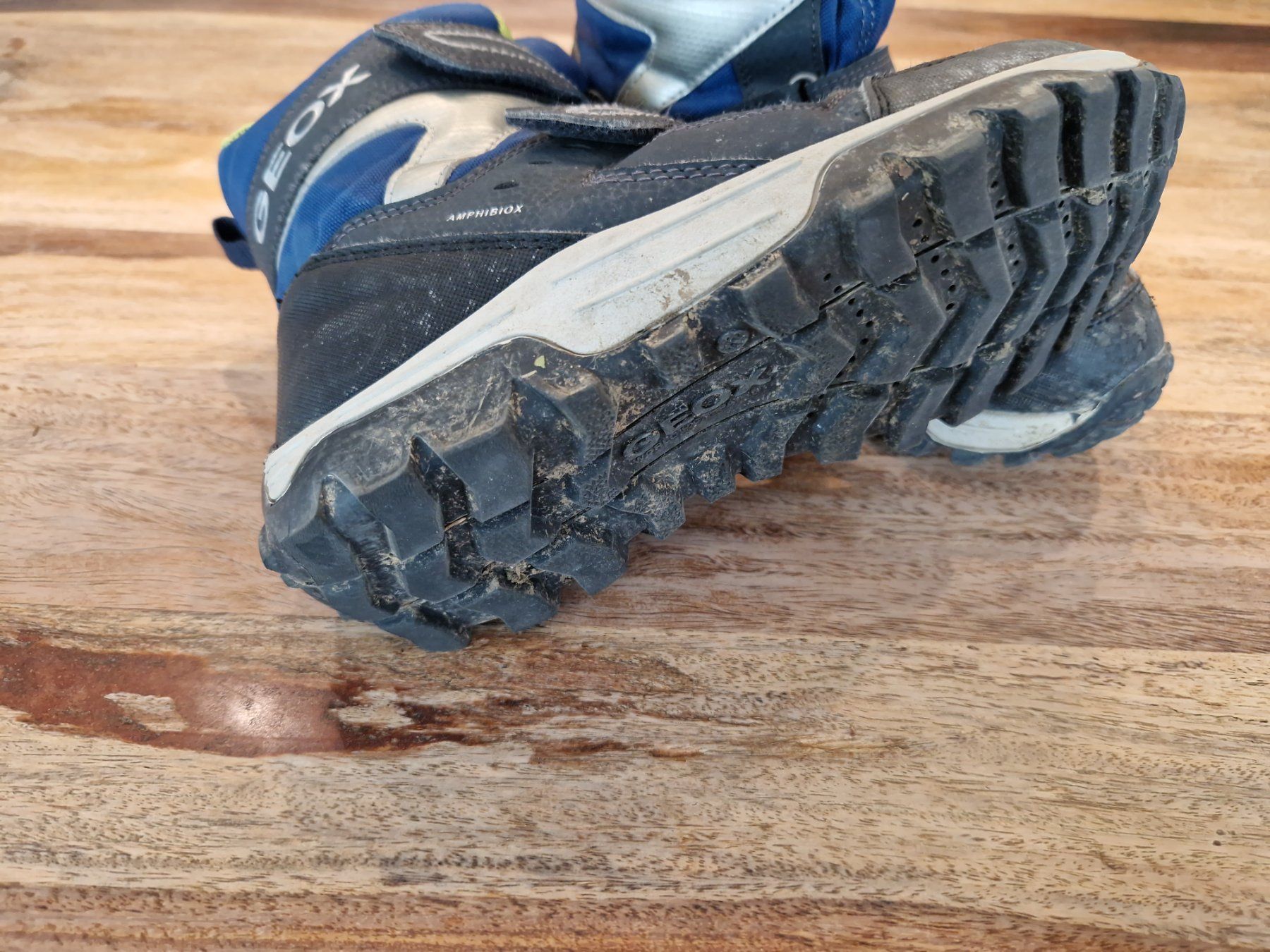 Geox Scarpe per ragazzi: Winterstiefel von Geox, Grösse 34 – Usato da Trachslau venduto da schumannmario 2