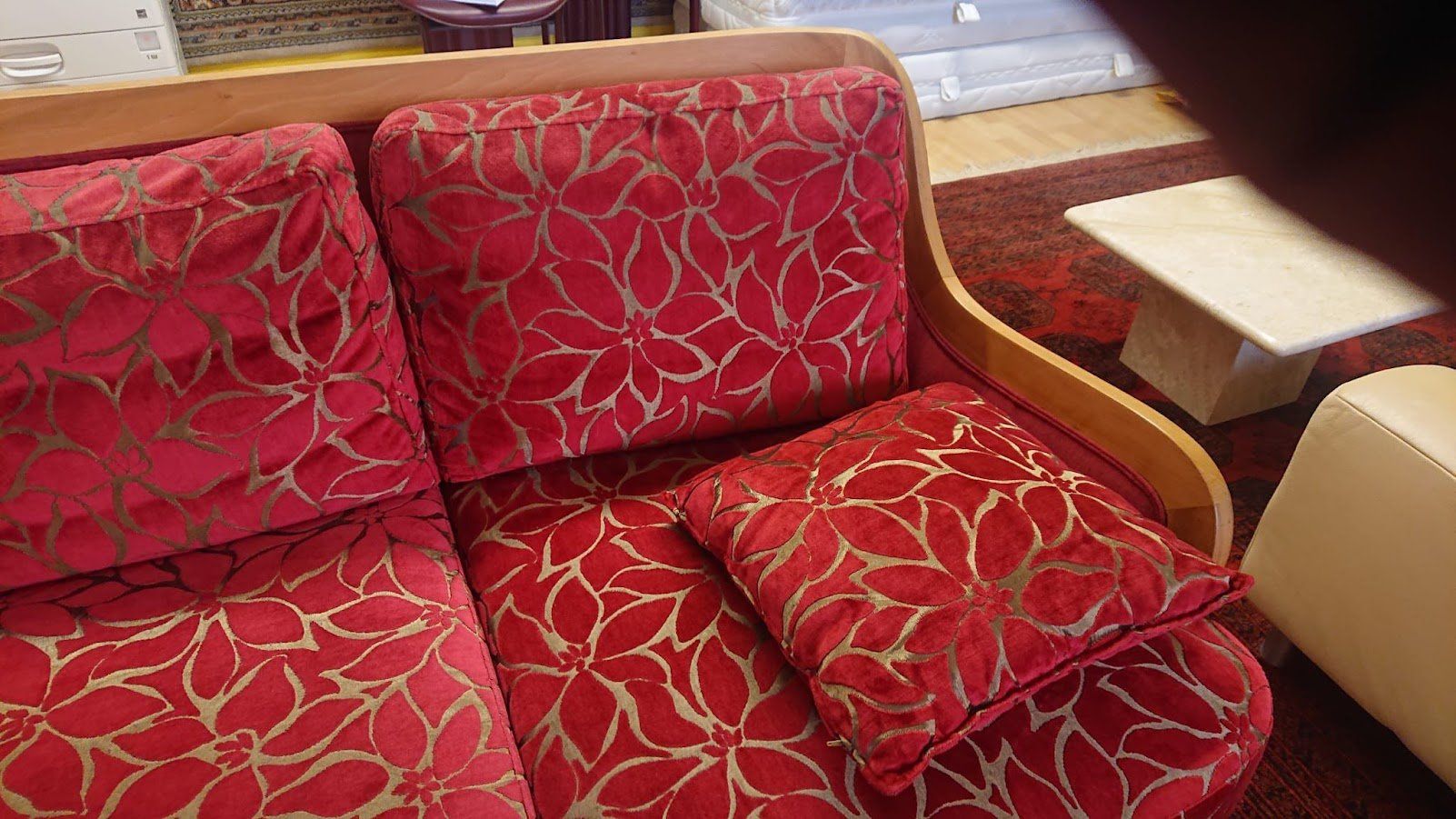 Sofas: Sofa rot – Gebraucht aus Zürich von loosebone 5