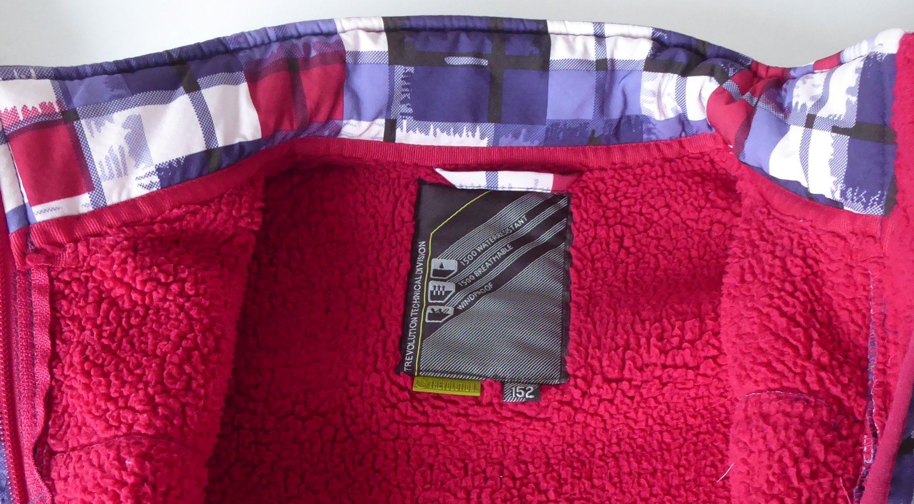 Trevolution Giacche & Cappotti: Warme Jacke / Windstopper Trevolution  152 – Usato da Wettingen venduto da tonia3 3