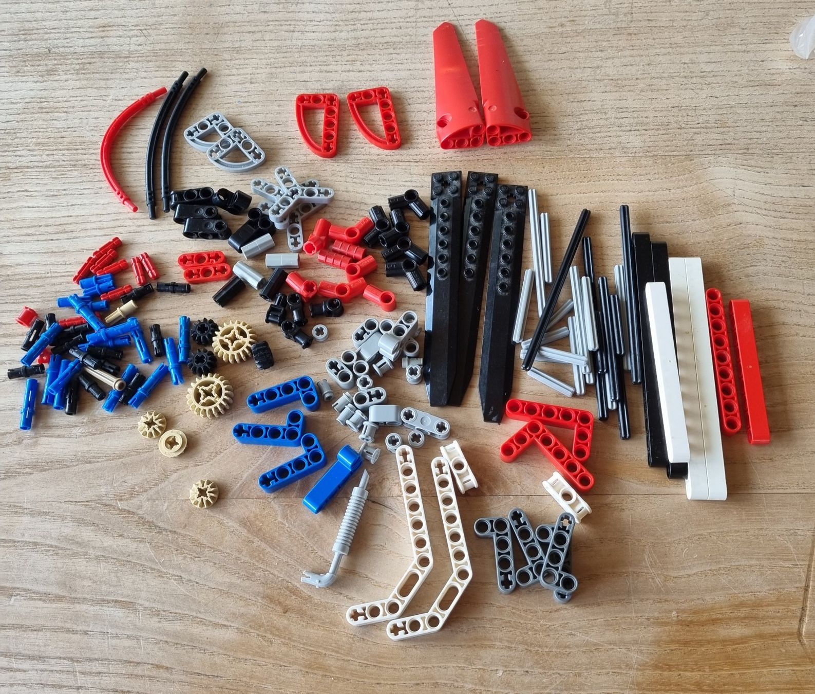 Lego Giocattoli: Lego Technic 8046 – Usato da Schwyz venduto da guggiiton 2