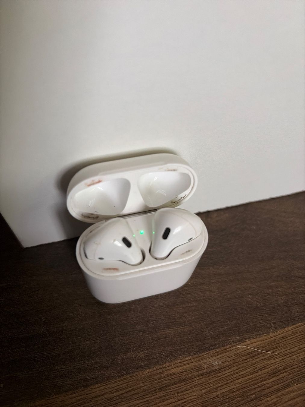 Apple Casques audio: Apple AirPods – D'occasion à Mollis par Stern8577 2