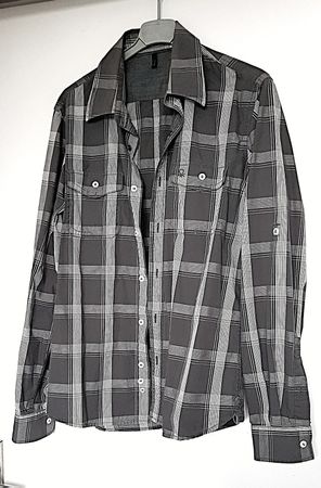 Herrenhemd Benetton Gr. 38/39 tailliert