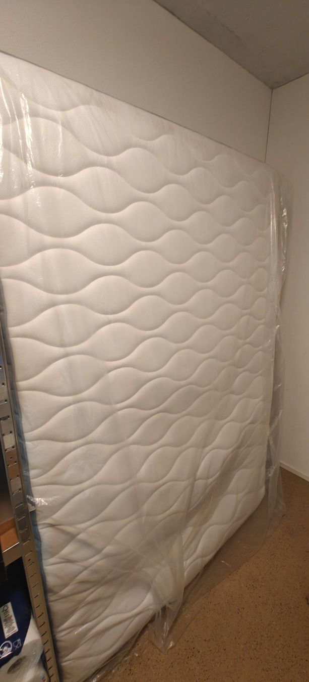 Ikea Matratzen: 140x200cm Matratze – Gebraucht aus Dübendorf von fab_k9hv 1