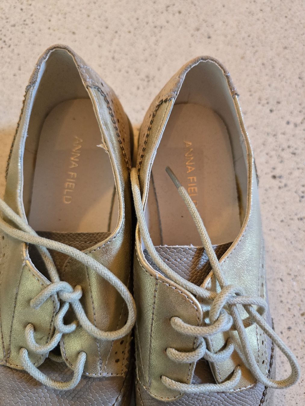 Anna Field Scarpe da donna: ANNA FIELD Schnürschuhe beige/gold Grösse 37 – Nuovo (secondo la descrizione) da Niederneunforn venduto da slowdown03 2