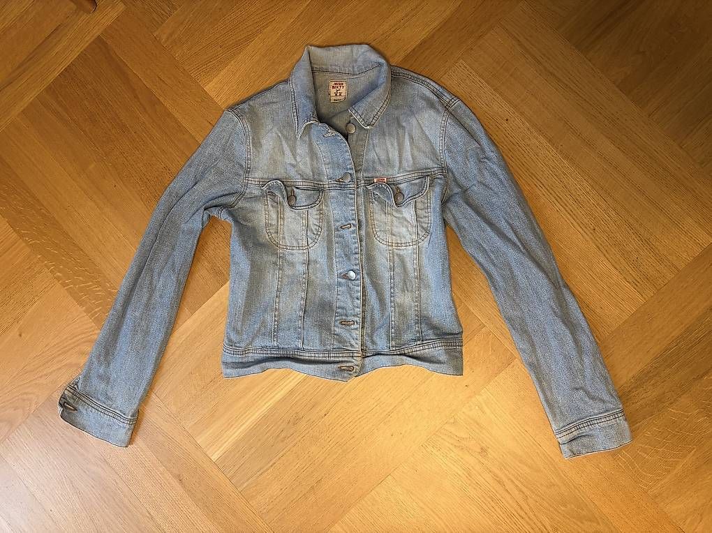 Miss Sixty Jacken: Miss Sixty Jeansjacke hellblau Ross S – Gebraucht aus Zürich von VintageMissSixty