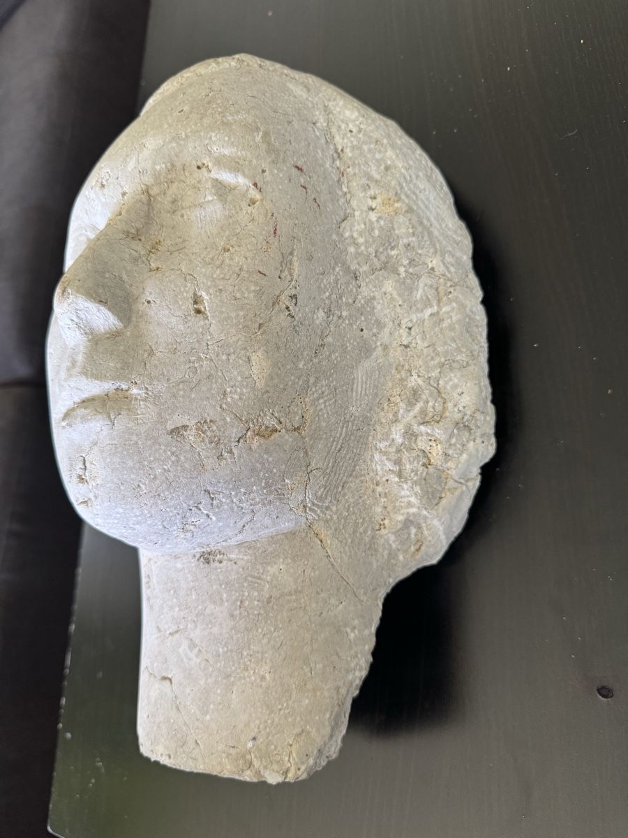 Sculture & Statue: Abstrakte Kopfskulptur aus Dolomit – Usato da Buchs AG venduto da ChrizZa 1