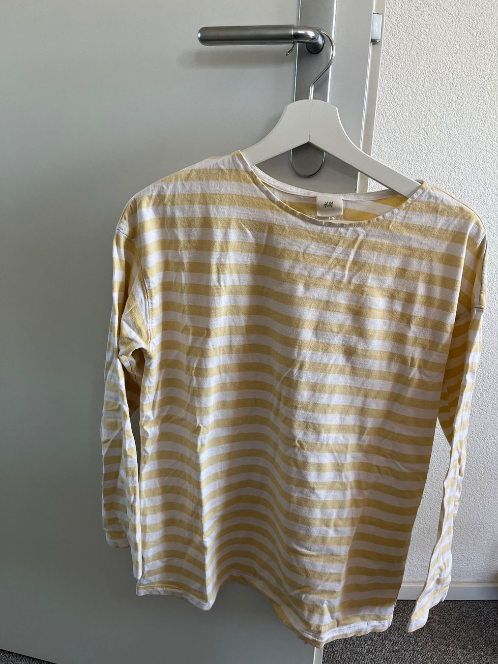 H&M Maglioni & Felpe: Langarmshirt – Usato da Sulgen venduto da Costadi