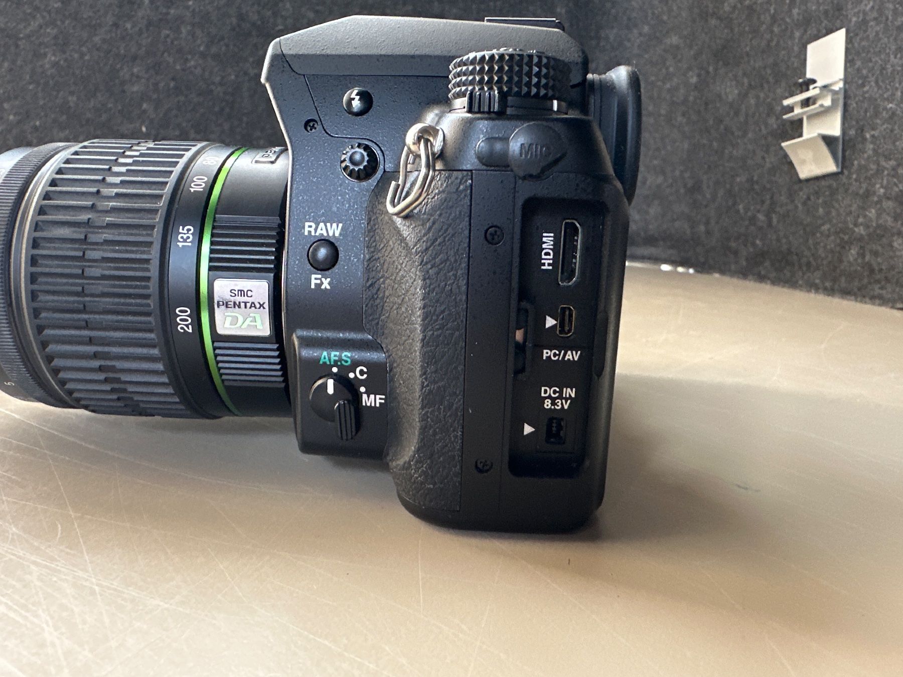 Pentax Fotocamera: Pentax K5 Mit Zoom 50-200mm – Usato da Brügg BE venduto da TSP02 2