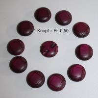 11 Knöpfe - bordeaux, wie Holz aussehend, Dm ca. 23 mm