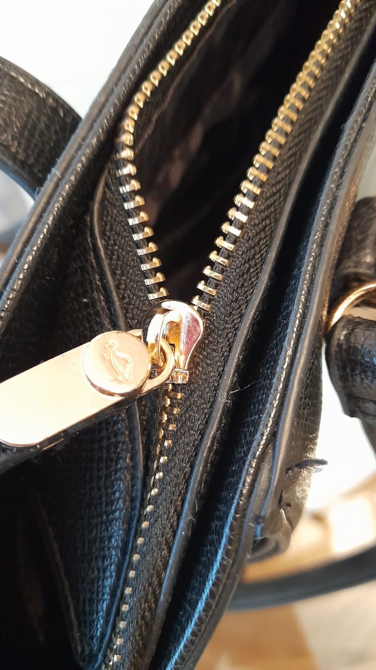 Taschen für Damen: Elegante CARPISA Ledertasche schwarz "neu" – Neu (gemäss Beschreibung) aus Spreitenbach von rab2000 8