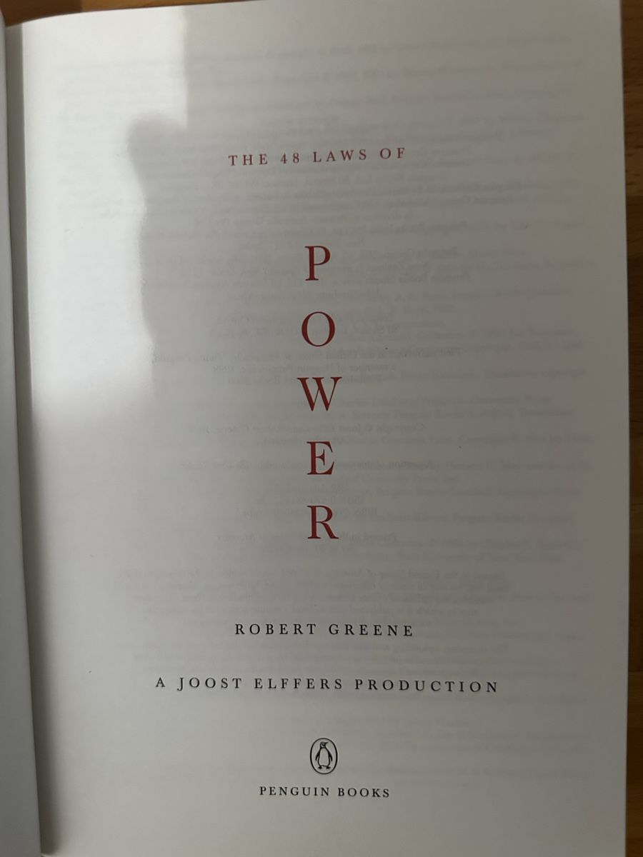 Livres: The 48 Laws of Power – Neuf (Voir description) à Genève par hesgotthepackage 2