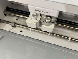 Cricut Maker 3, Schneidplotter mit Zubehör!