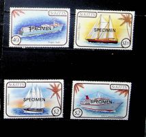 ST KITTS SERIE BEAUX TIMBRES NEUFS** 1985. BATEAUX -  AV30
