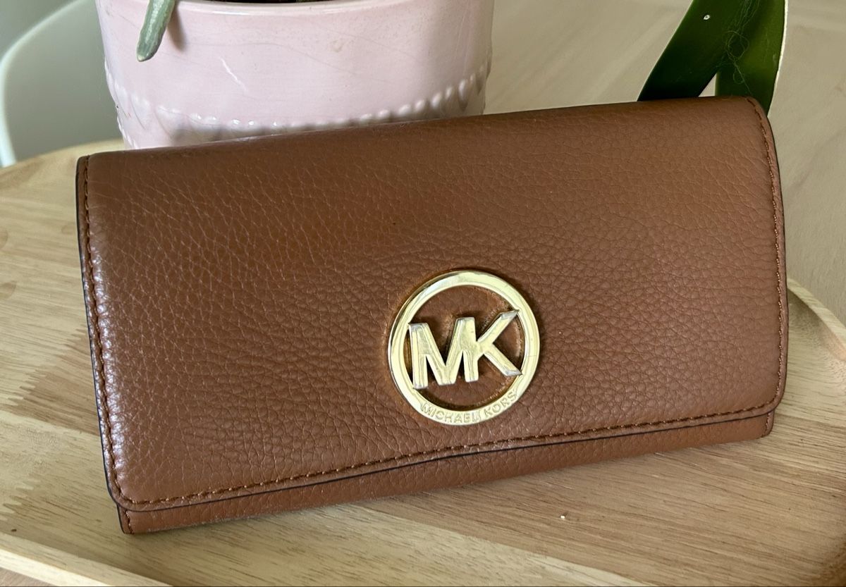 Michael Kors Portefeuilles: Portefeuille MICHAEL KORS – D'occasion à Bernex par api_yfy2