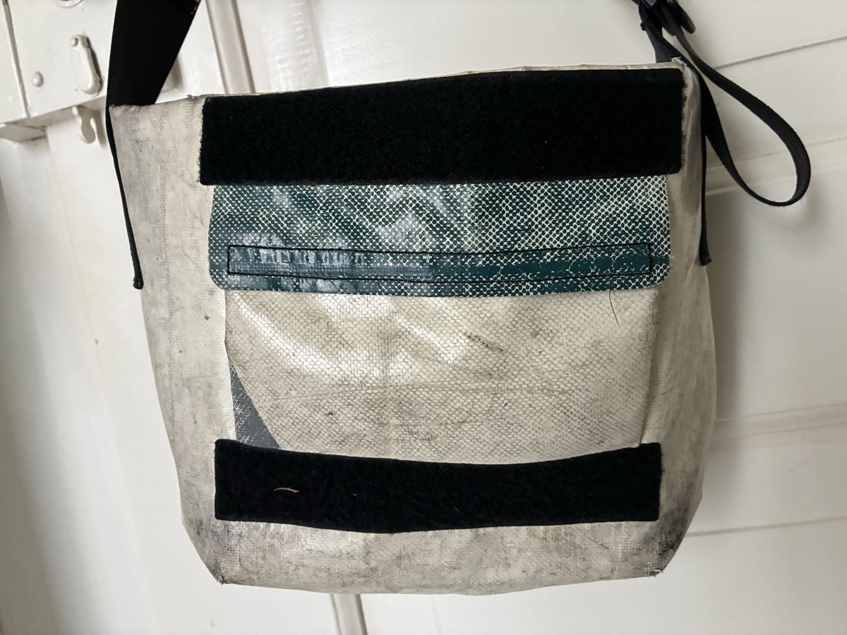 Freitag Taschen: Freitag Lassie Türkis/ Beige – Gebraucht aus Untersiggenthal von 105.642 2