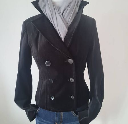 toller Blazer, schwarz, samt, Gr. 34