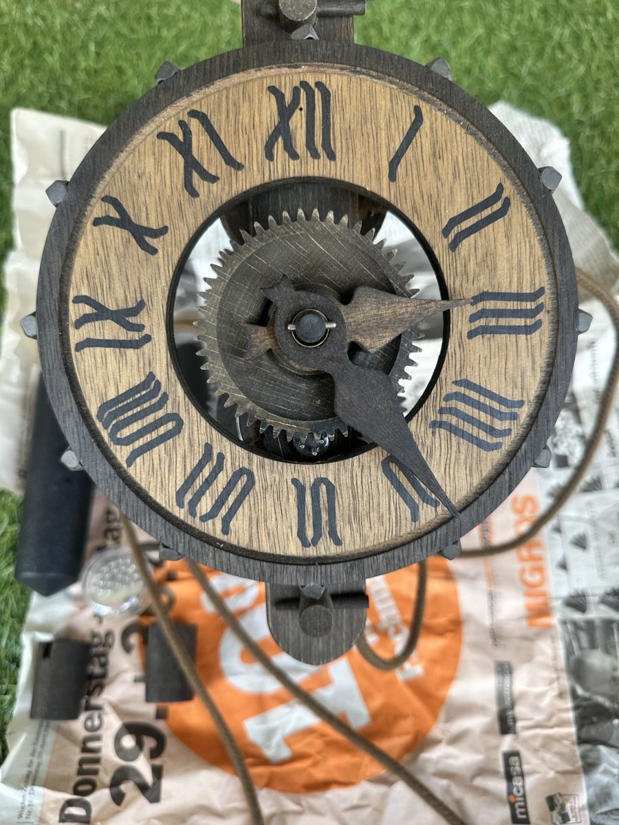 Montres: Engadiner Holzräderuhr – D'occasion à ostermundigen par sle_5dfv 1