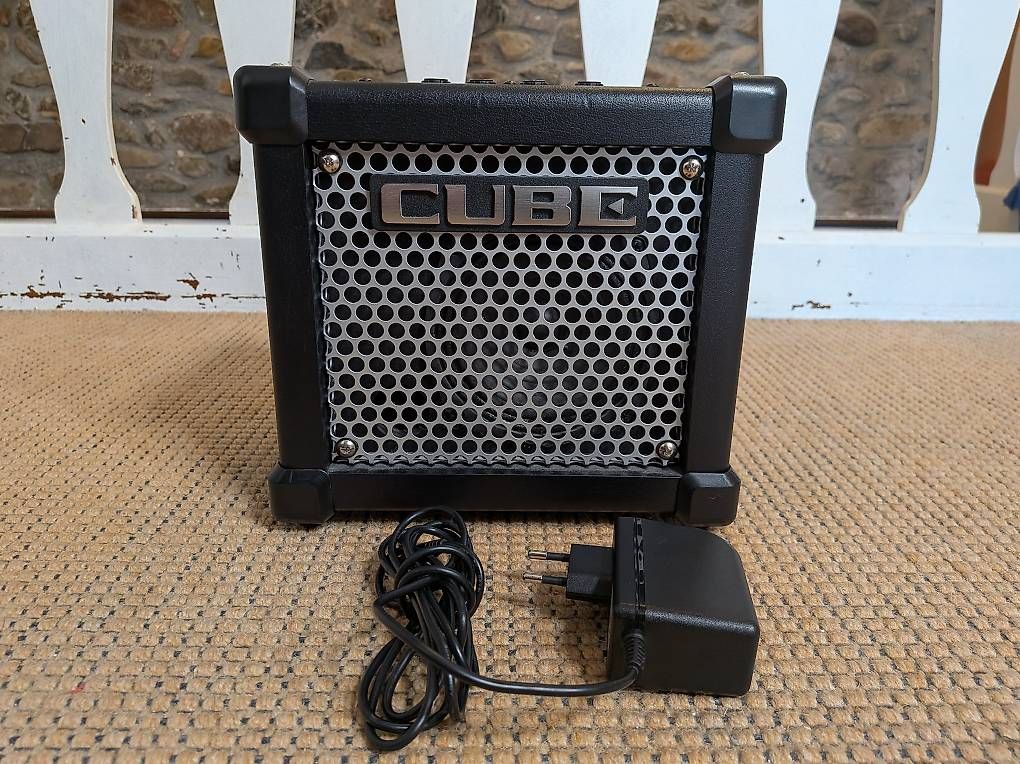Verstärker: Ampli Roland Micro Cube – Gebraucht aus Bougy-Villars von Flo5150