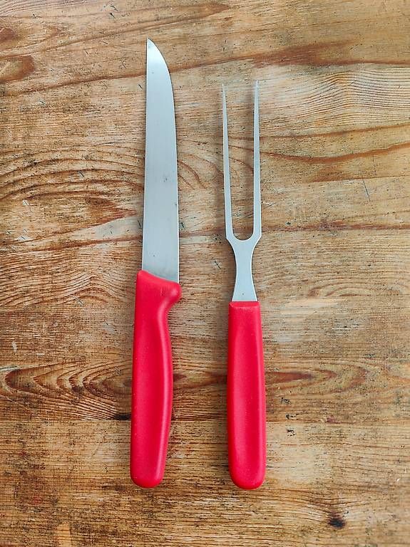 Coltelli: Tranchiermesser & Fleischgabel Set – Usato da Recherswil venduto da beawuethrich