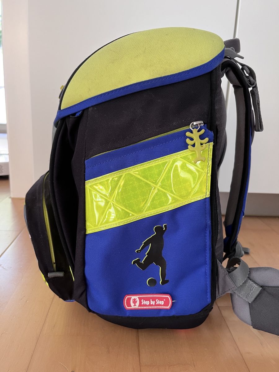 Step by Step Kindertaschen: Step by Step Schulsack Fussball  – Gebraucht aus Therwil von Represaille 2