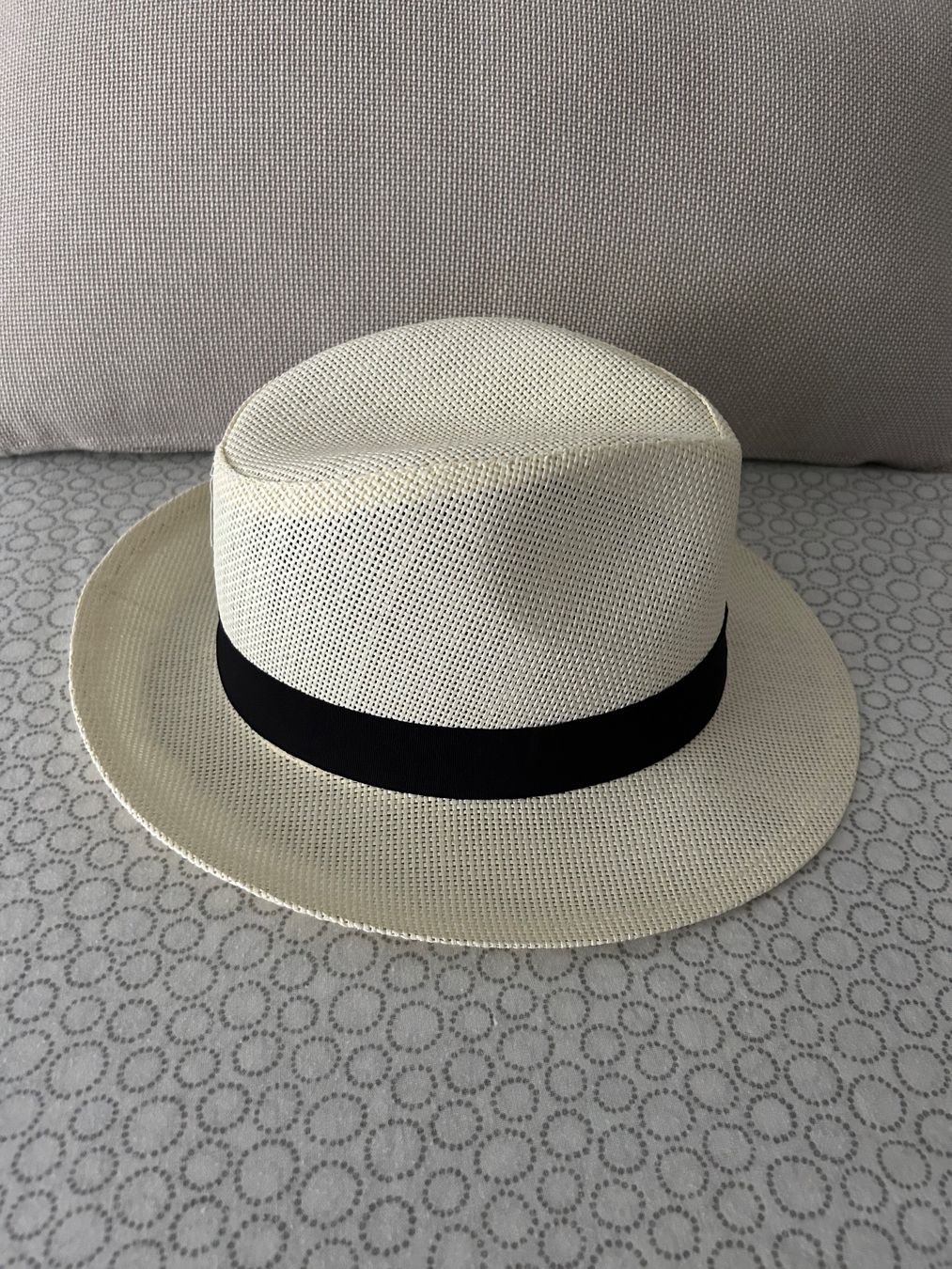 Chapeaux, bonnets & casquettes: Hut – Neuf (Voir description) à Zürich par Yvo619