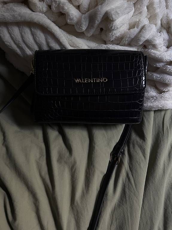 Sacs femmes: Valentino Bag – D'occasion à Pratteln par K.I.M