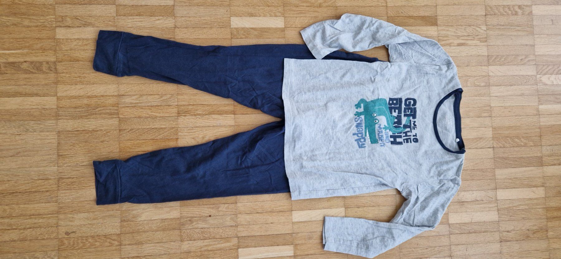 Pigiami: Kleiderset: 2x Pyjama, Gr. 116 – Usato da Luzern venduto da Prusil
