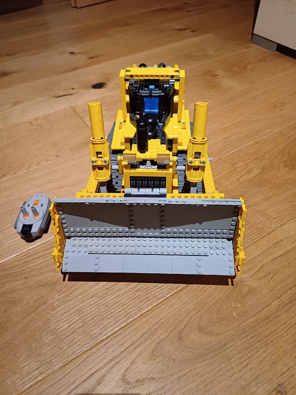 Lego Giocattoli: Lego Technik 8275 Bulldozer – Usato da Rütschelen venduto da nomael01 4